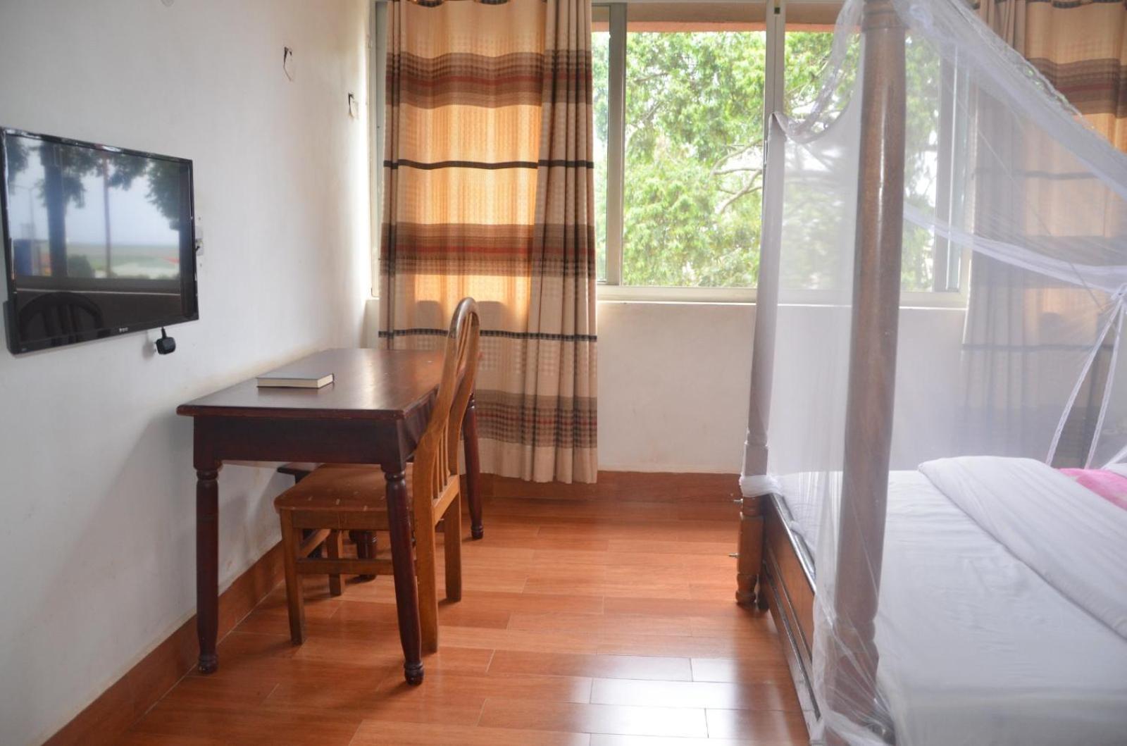 Entebbe Flights Motel Extérieur photo