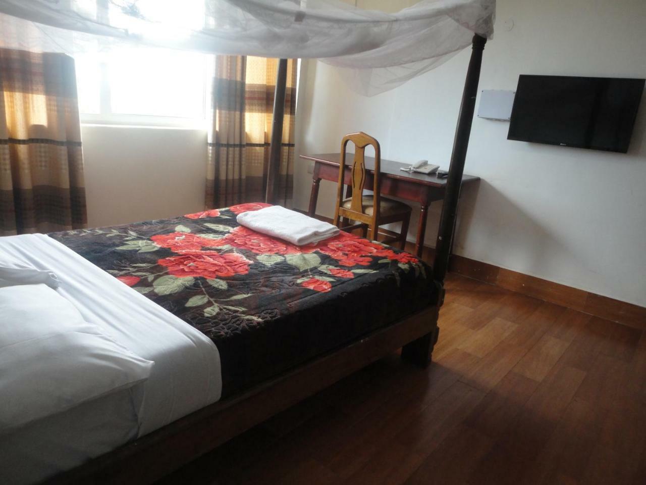 Entebbe Flights Motel Extérieur photo